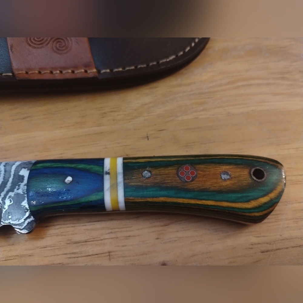 New Damascus steel blade men's hunting knife with sheath - Picture 3 of 9